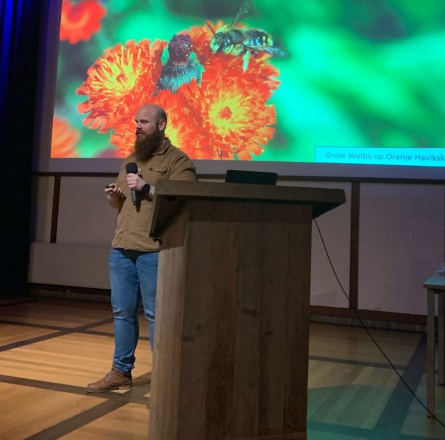 Stefan spreek enthousiast over groen, natuur en wilde bijen en geeft zijn luisteraars altijd praktisch handelingsperspectief.