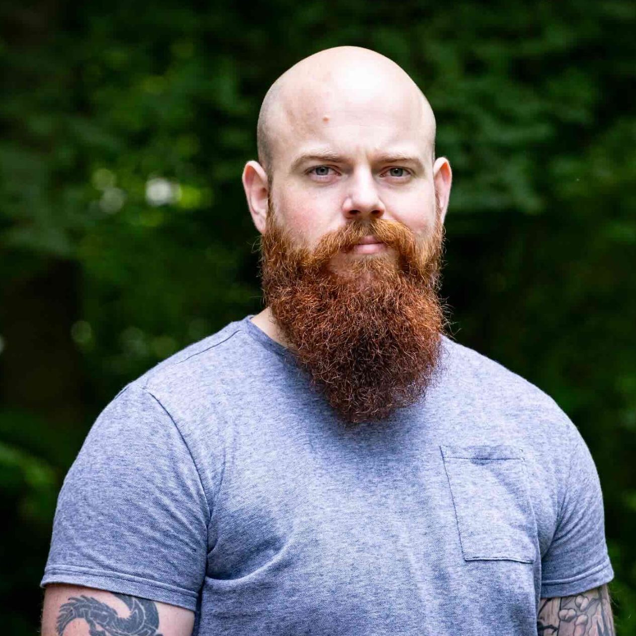Stefan Louwerse: natuurmaker en groenadviseur ik help tuineigenaren, gemeenten en organisaties met duurzaamheid en bijvriendelijk groen.
